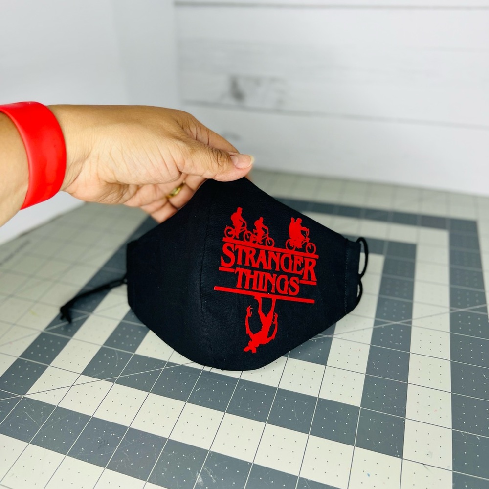 Stranger things face mask - Picture 5 of 6